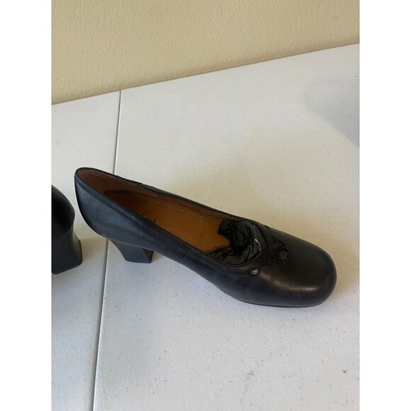Strictly Comfort Womens Classic Pump Shoes Black Block Heels Leather 7 M - Picture 11 of 15